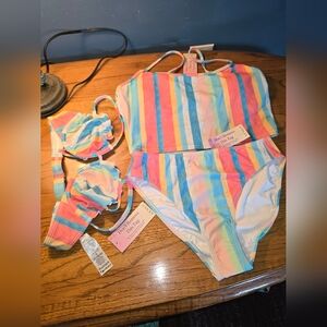 Venus Bikini Set (2 Tops (36a & Med) & Bottom (6)), NWT